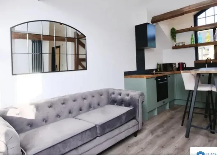 Coach House Apartment